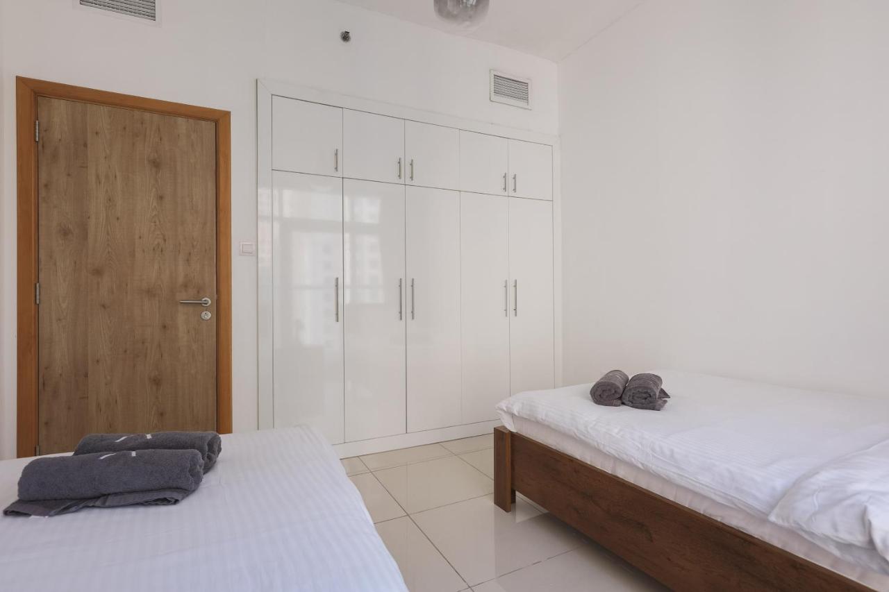 Enticing Space With Marina View Near The Beach! Dubaj Zewnętrze zdjęcie