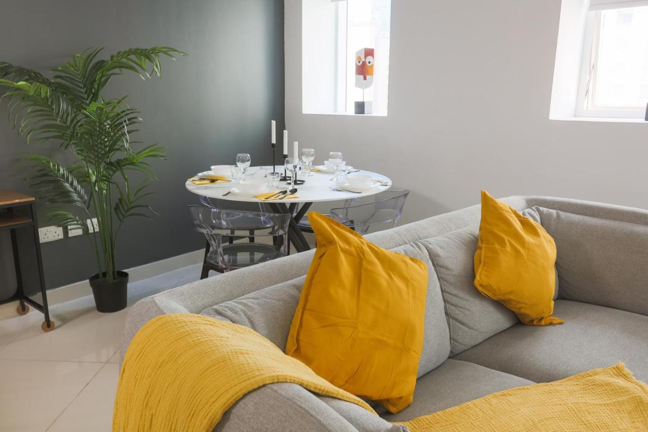 Enticing Space With Marina View Near The Beach! Dubaj Zewnętrze zdjęcie
