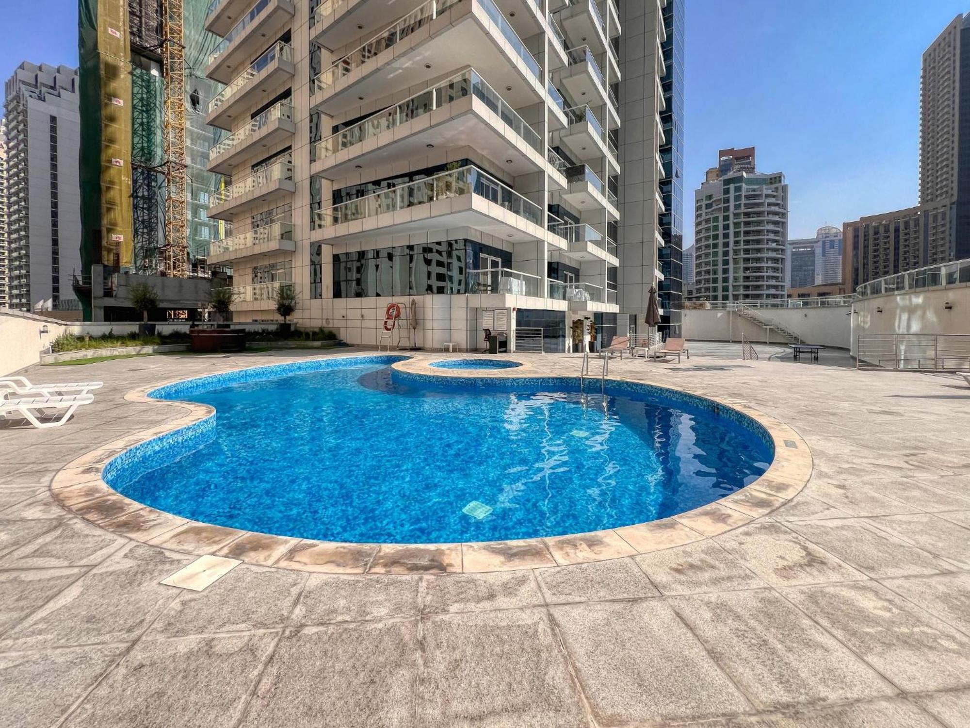 Enticing Space With Marina View Near The Beach! Dubaj Zewnętrze zdjęcie